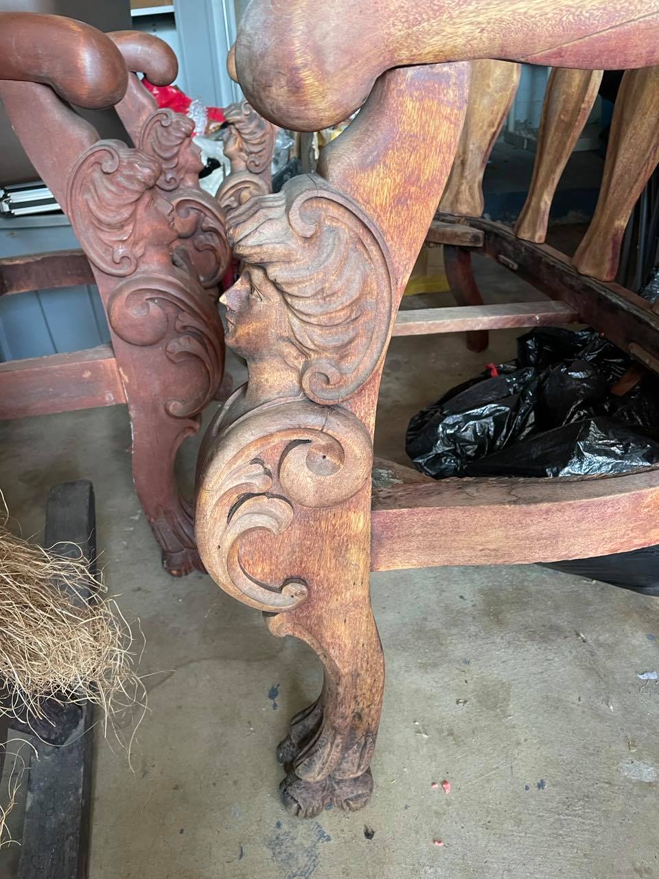 carved women