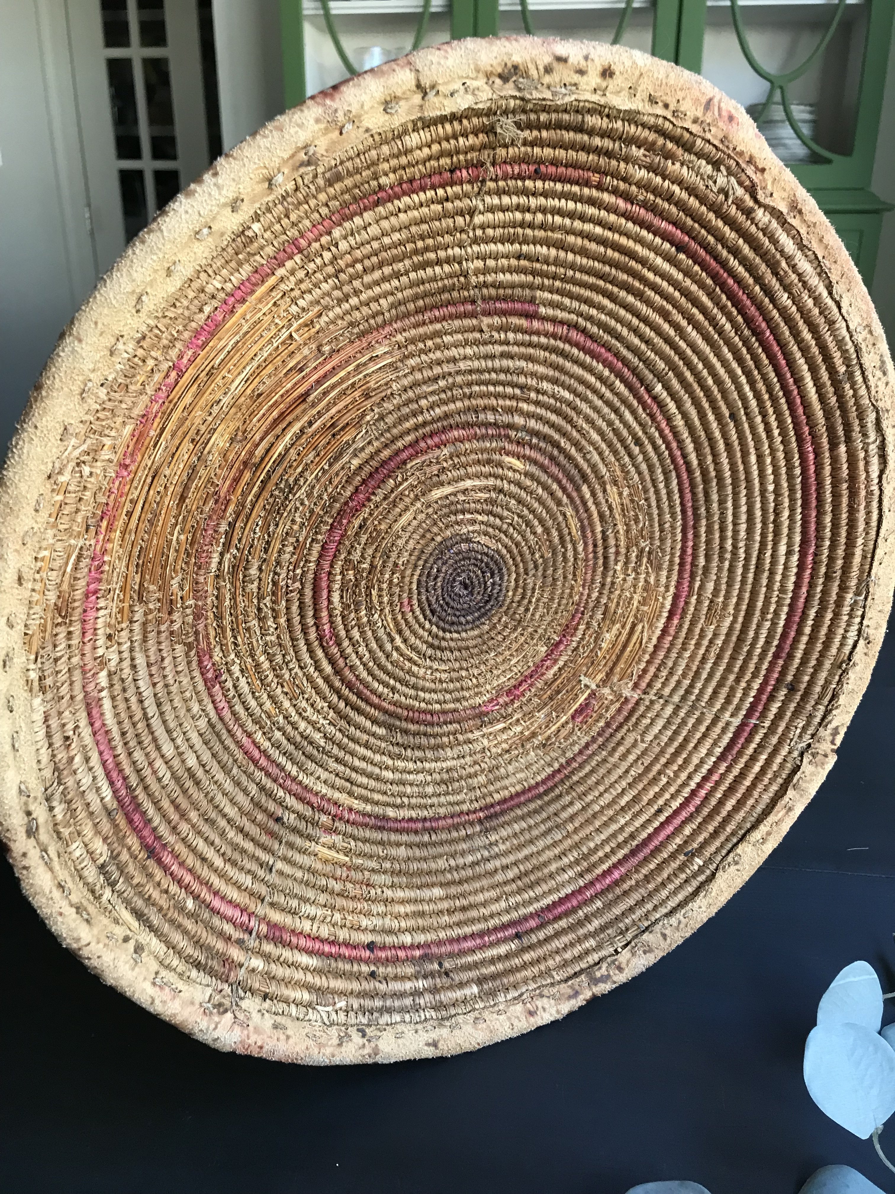 Coil basket w/leather bottom