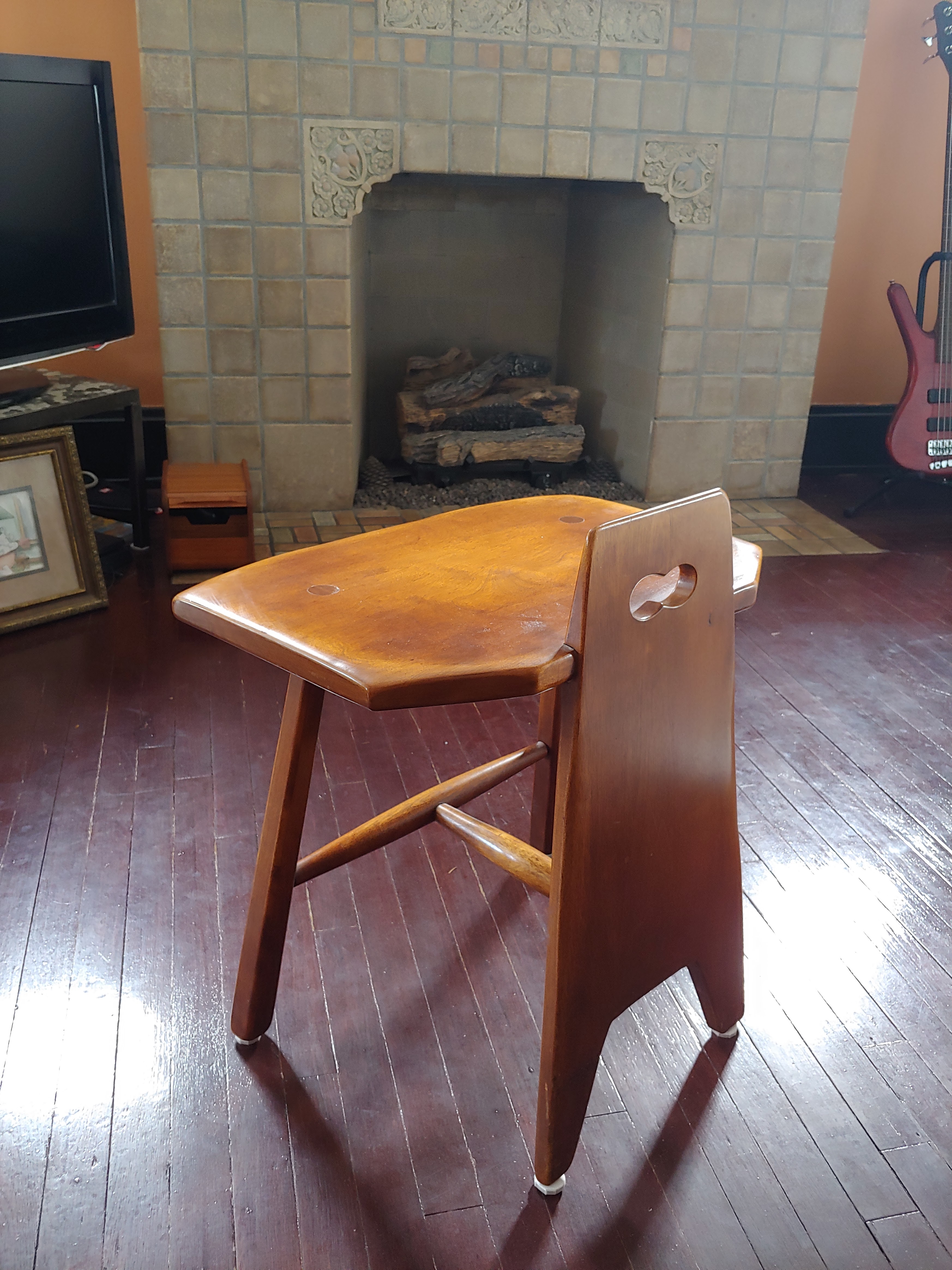 Cushman Vanity Bench