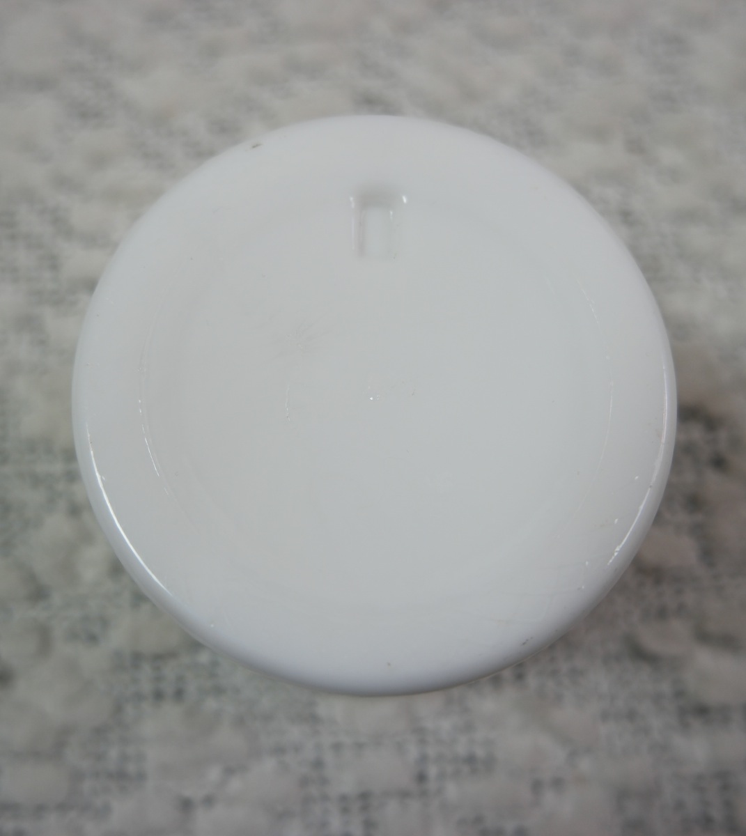Daveac milk glass shaving cup