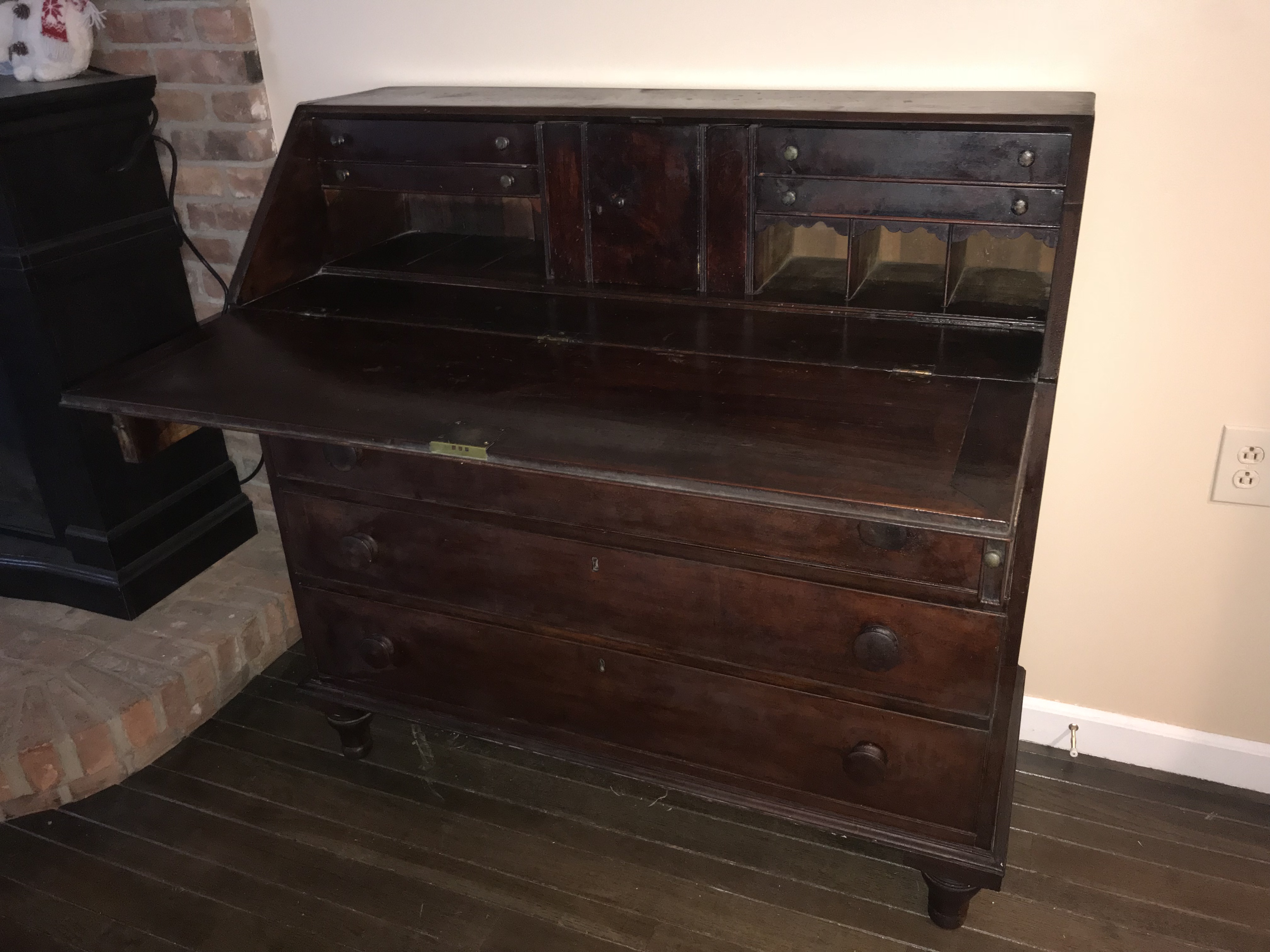 Desk5