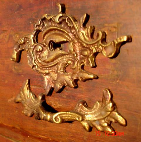 drawer pulls