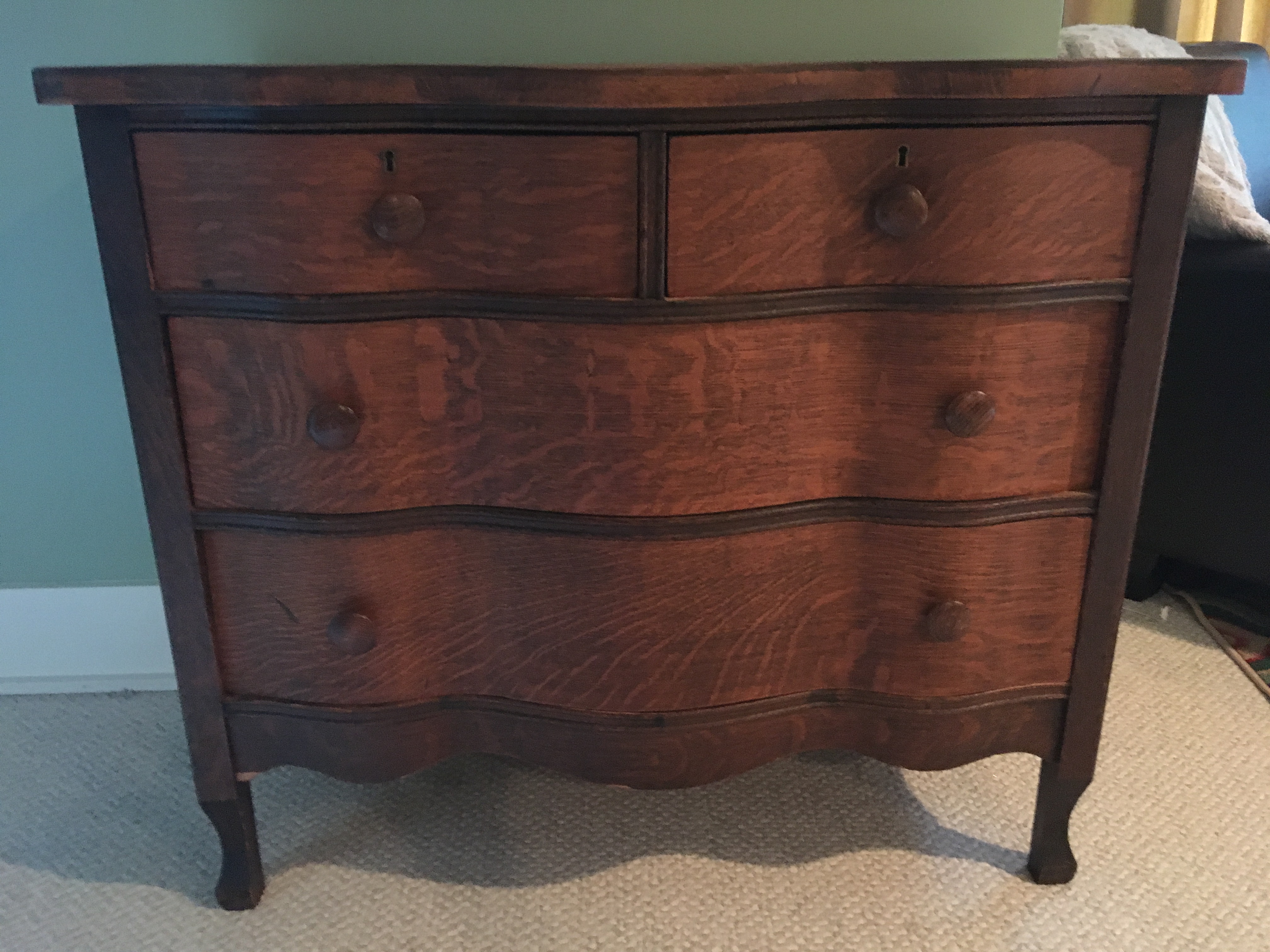Dresser