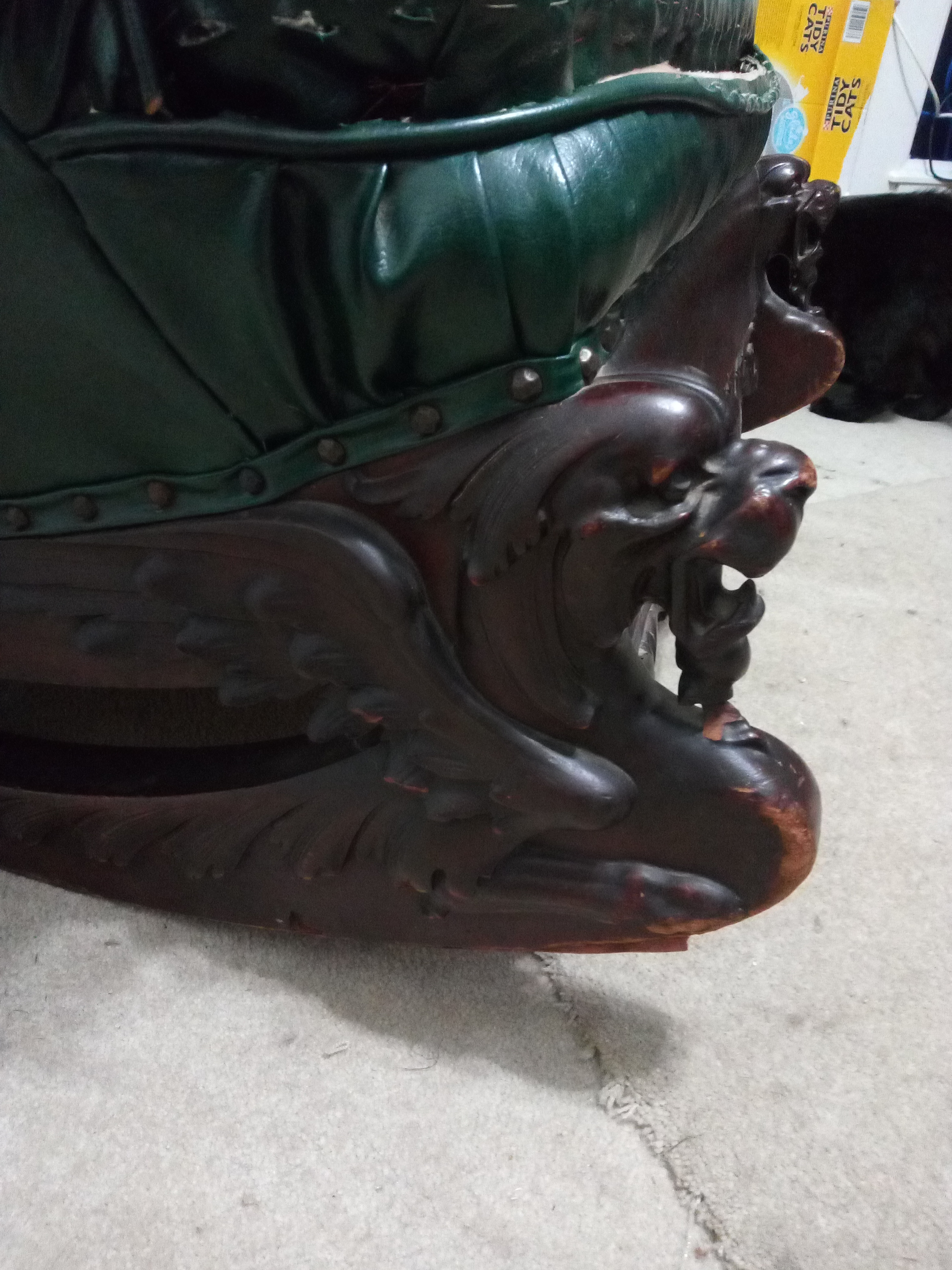 flying dragon? lion? dog? griffin?