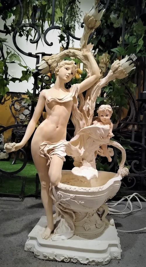 Fountain Lamp
