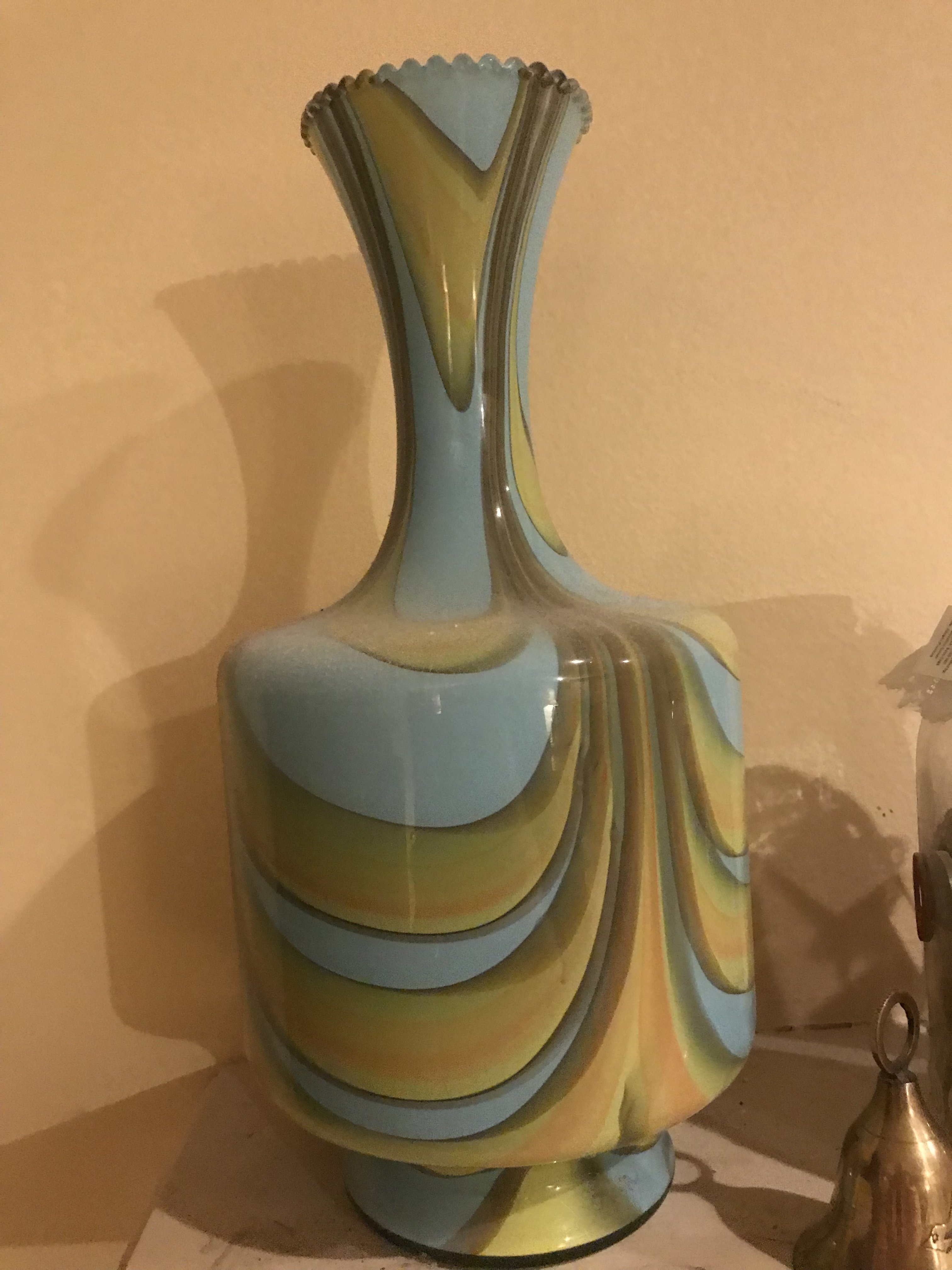 Glass vase