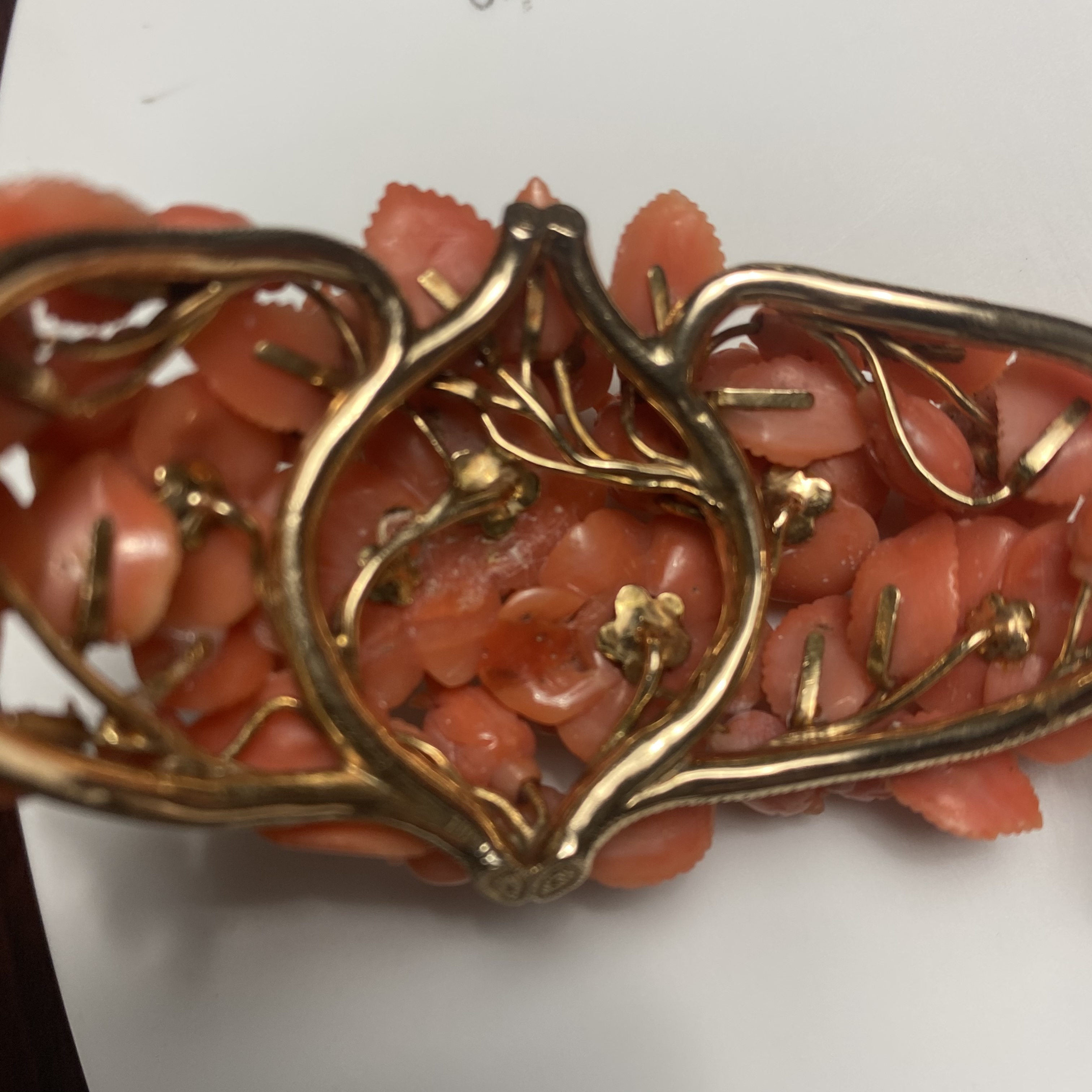 Gold Bracing on vintage coral bracelet