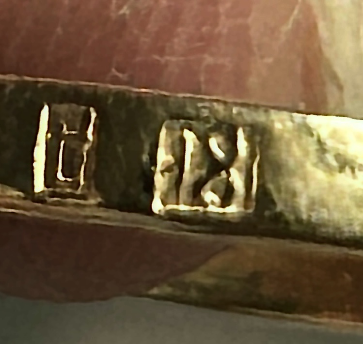 Gold ring