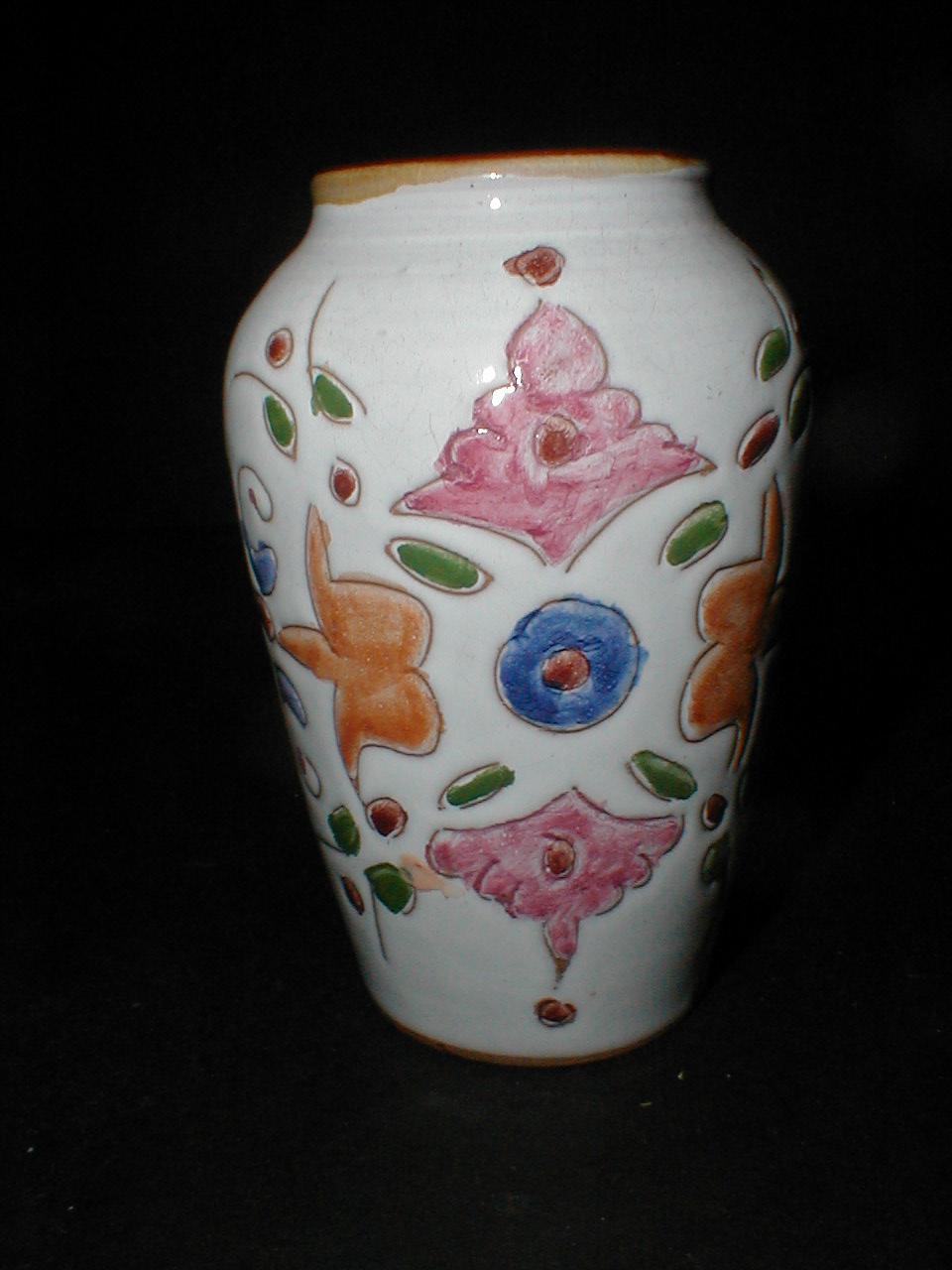 Help w signature on this terracotta bud base please