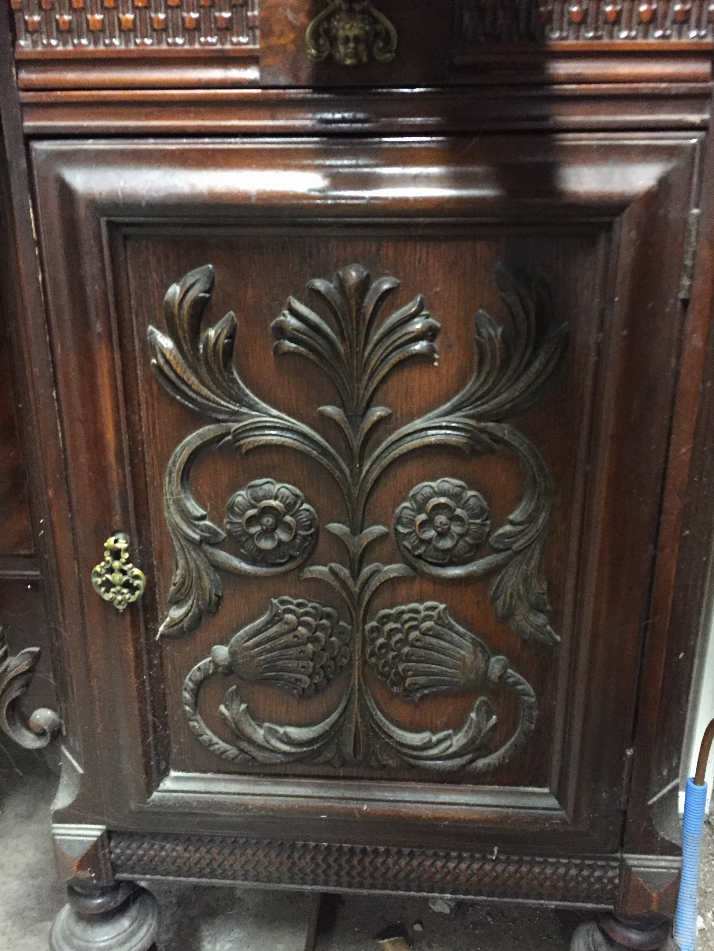Late 1800s dining set