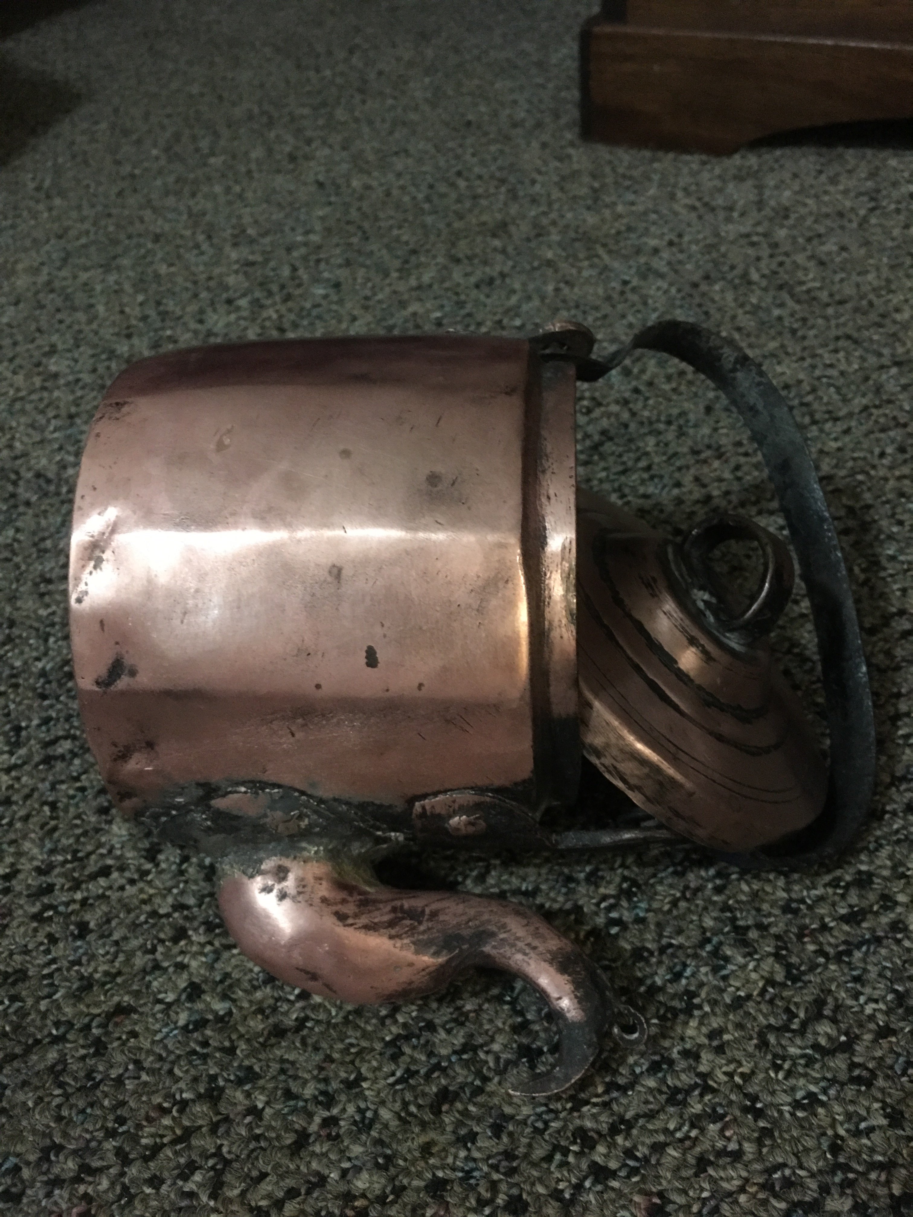 Mystery tea pot