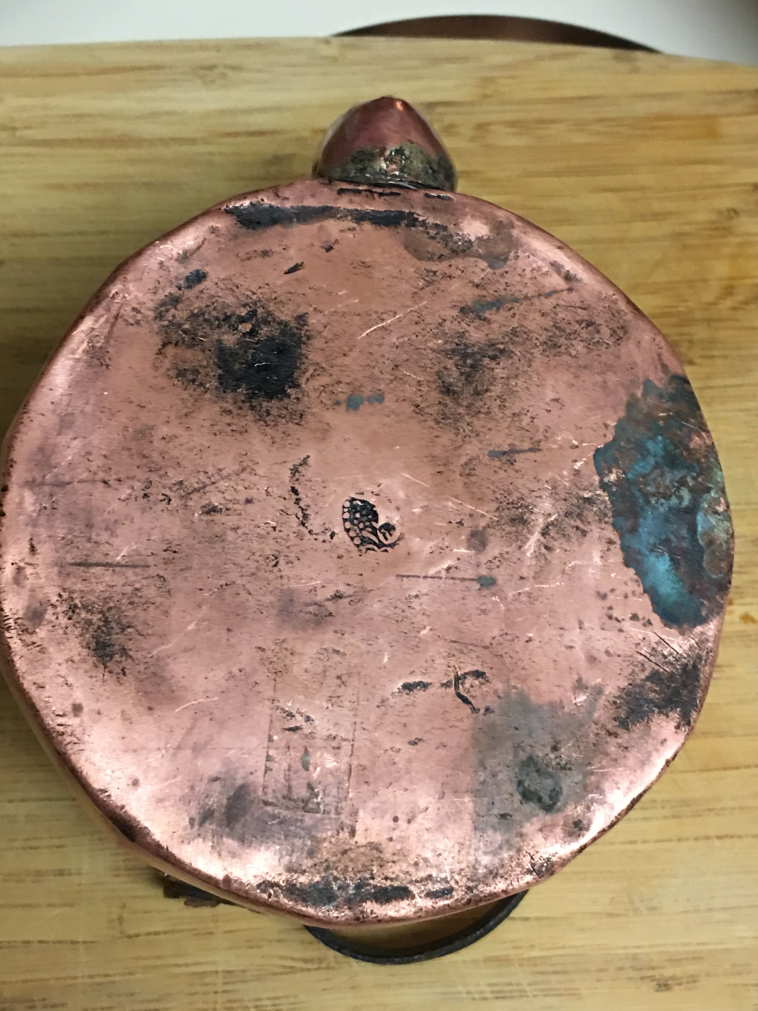 Mystery tea pot