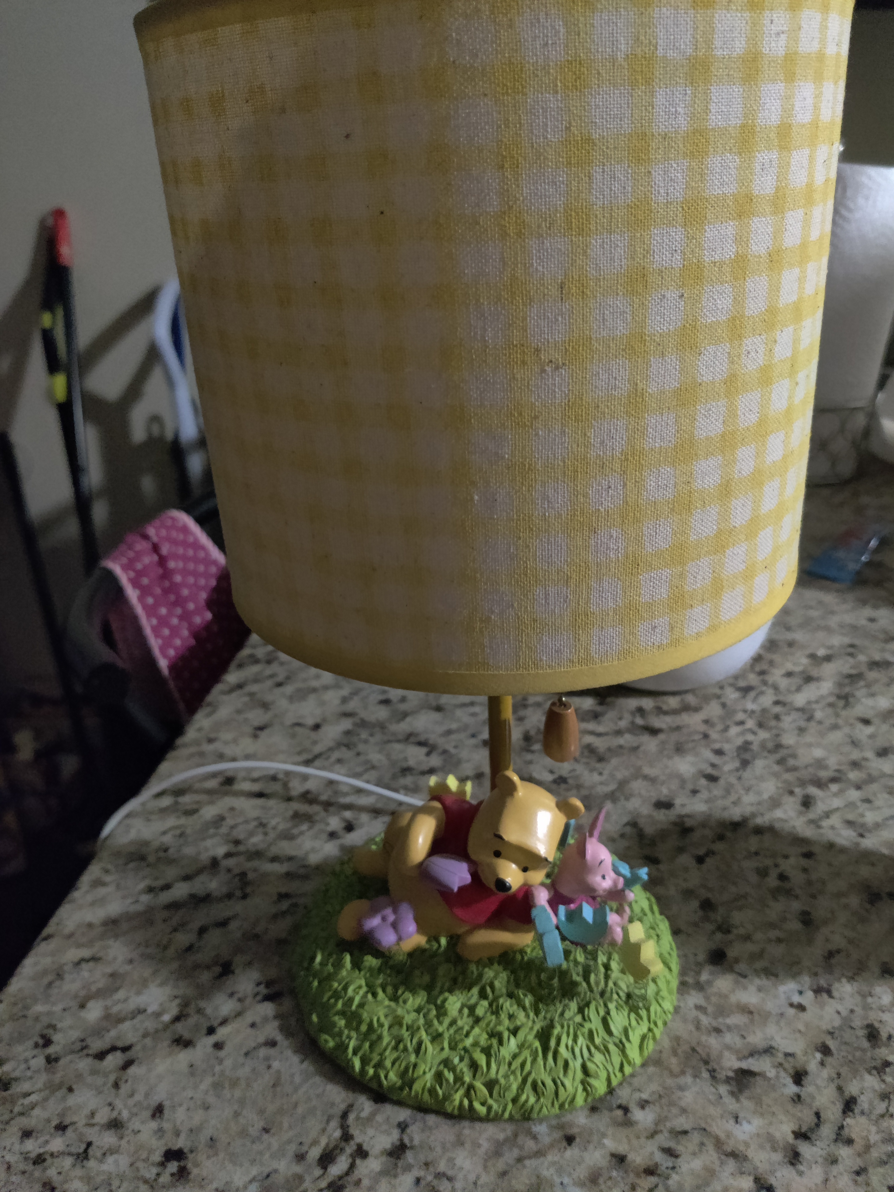 Pooh lamp2