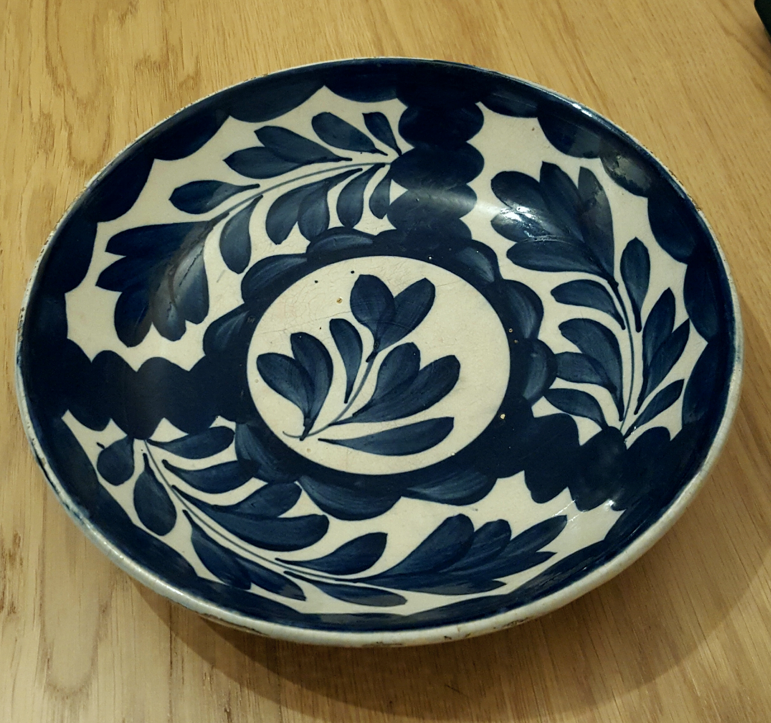 Pottery dish