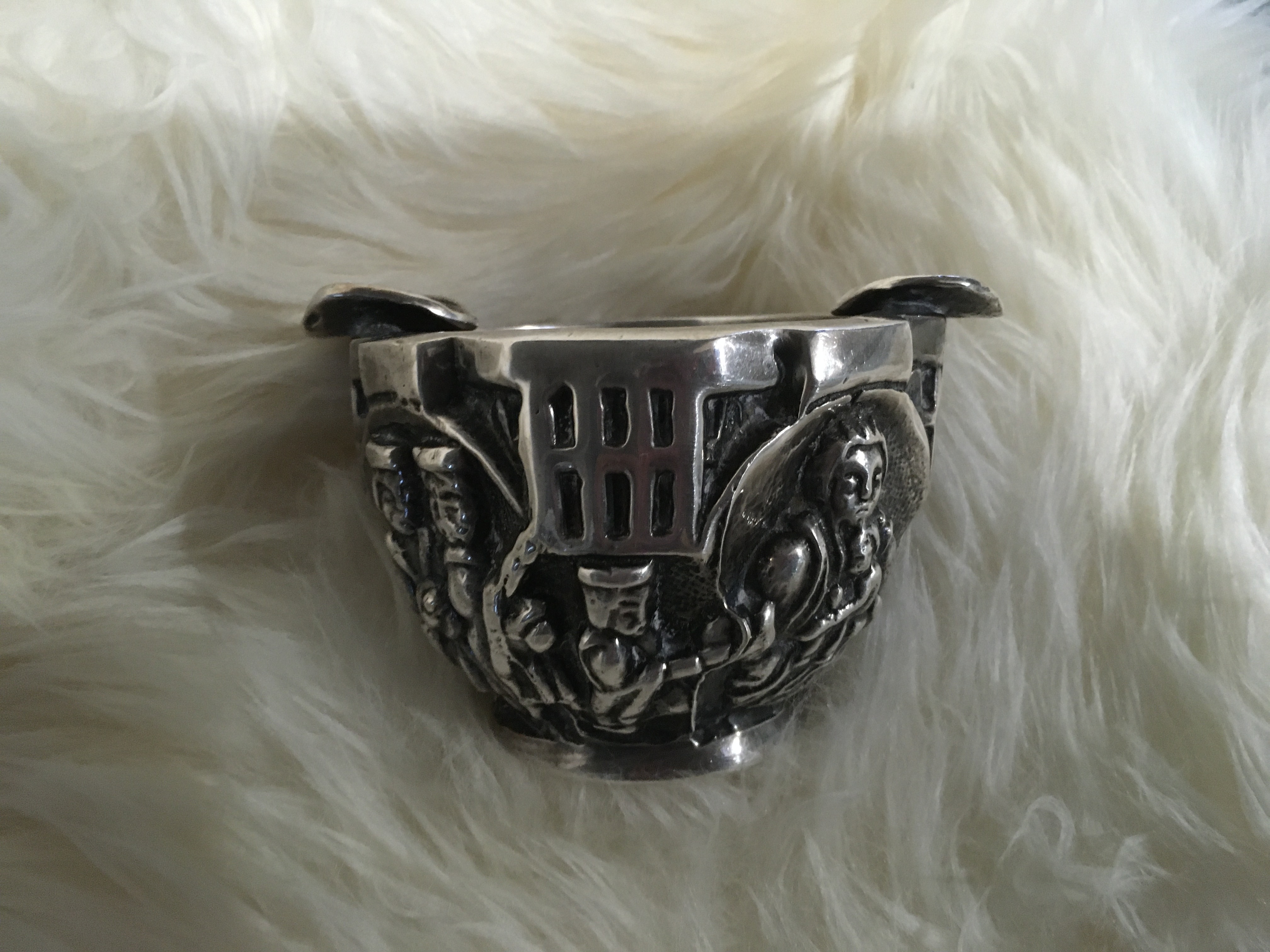 Silver ash tray