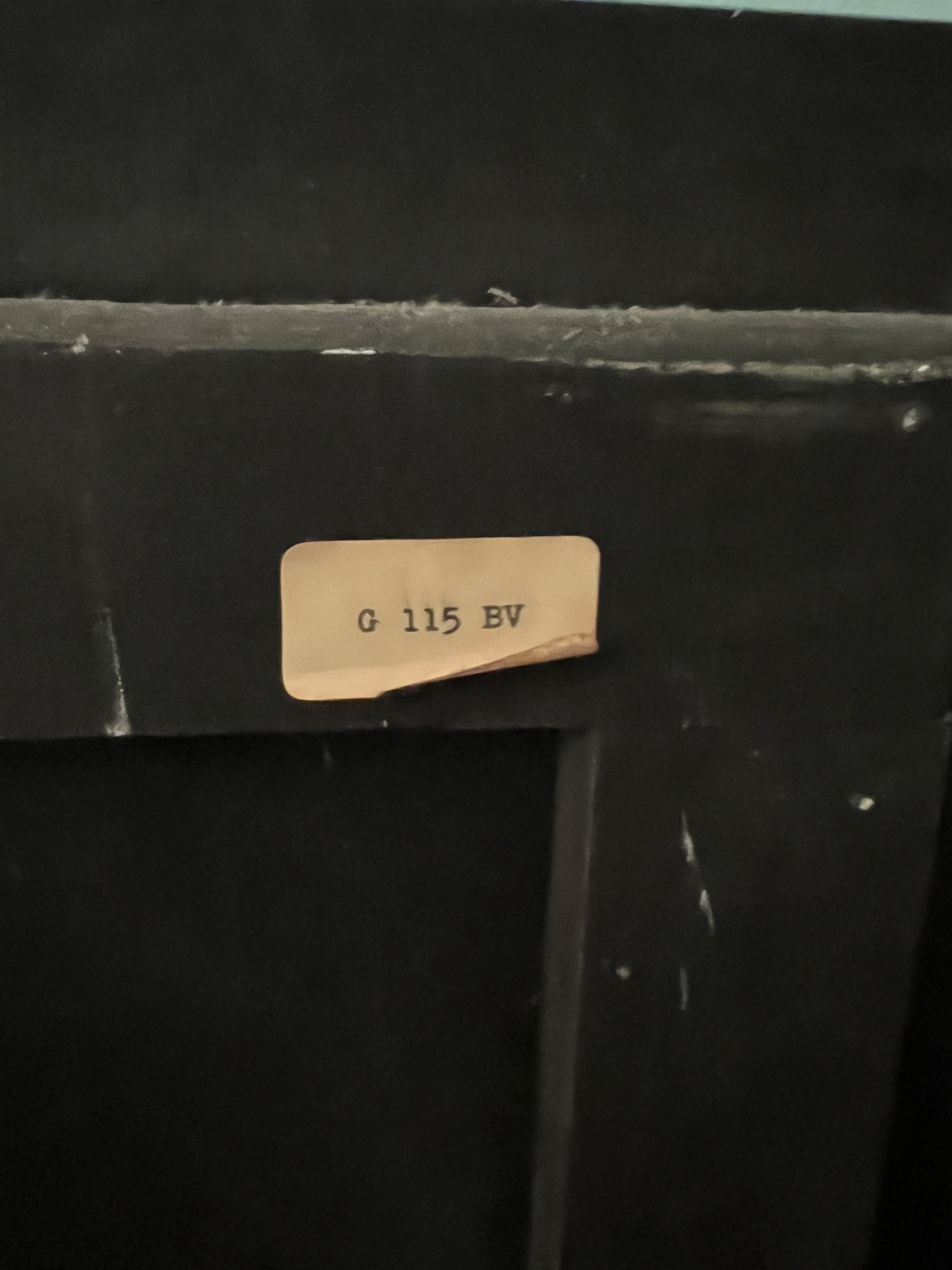 Top Label