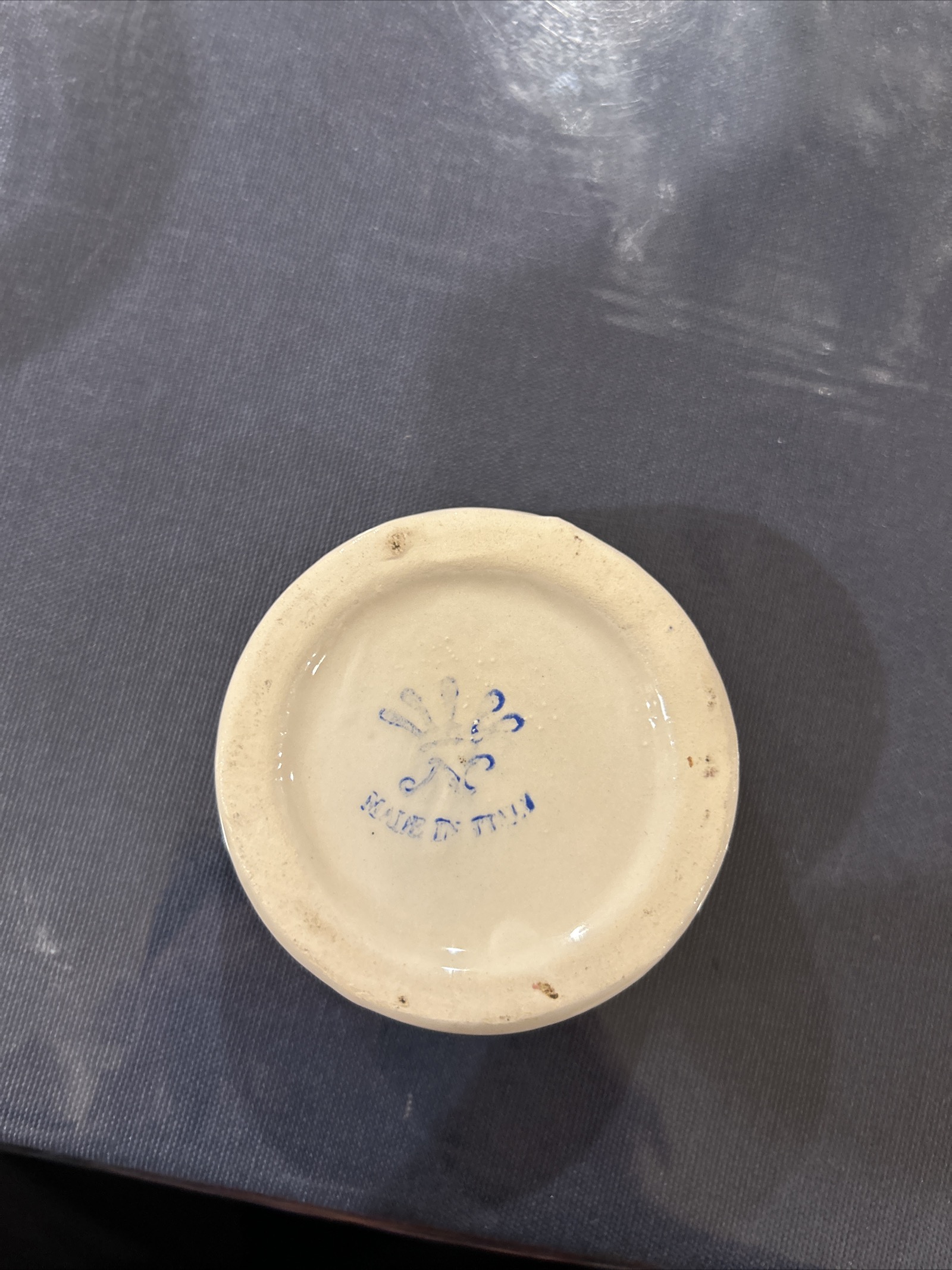 Unknown Porcelain Jar (3)
