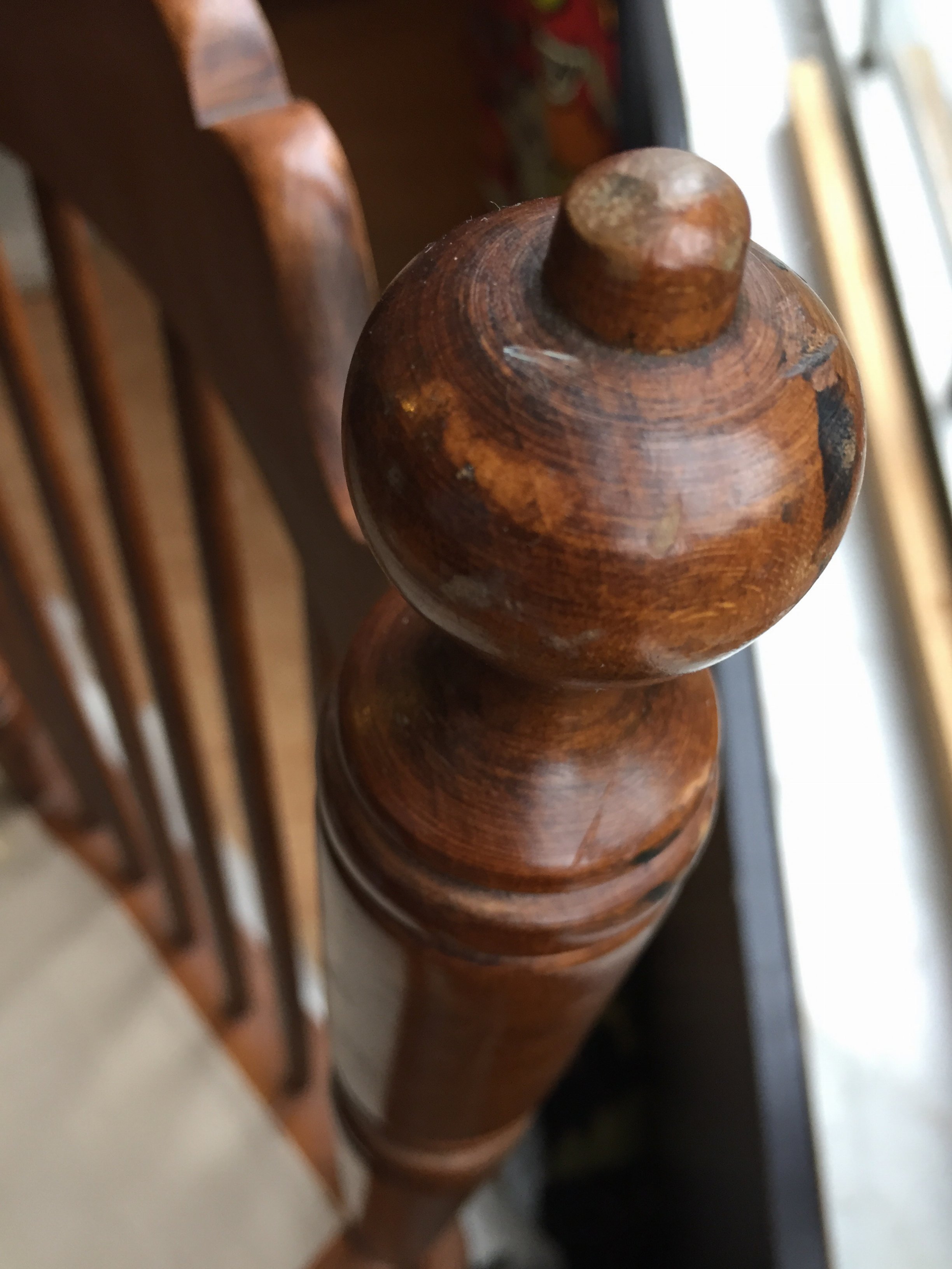 Unknown rocking sofa/couch