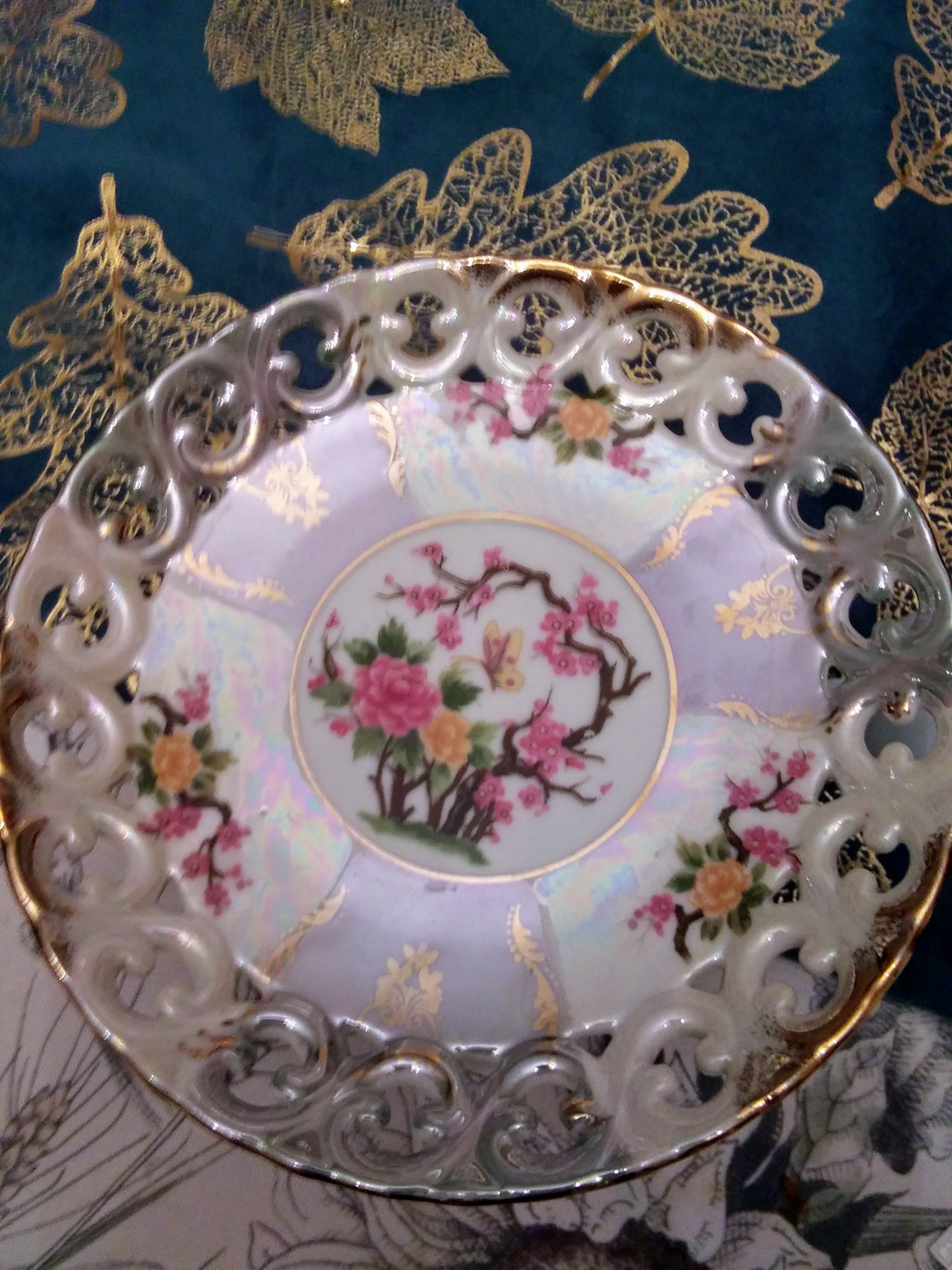 Vintage Royal Halsey