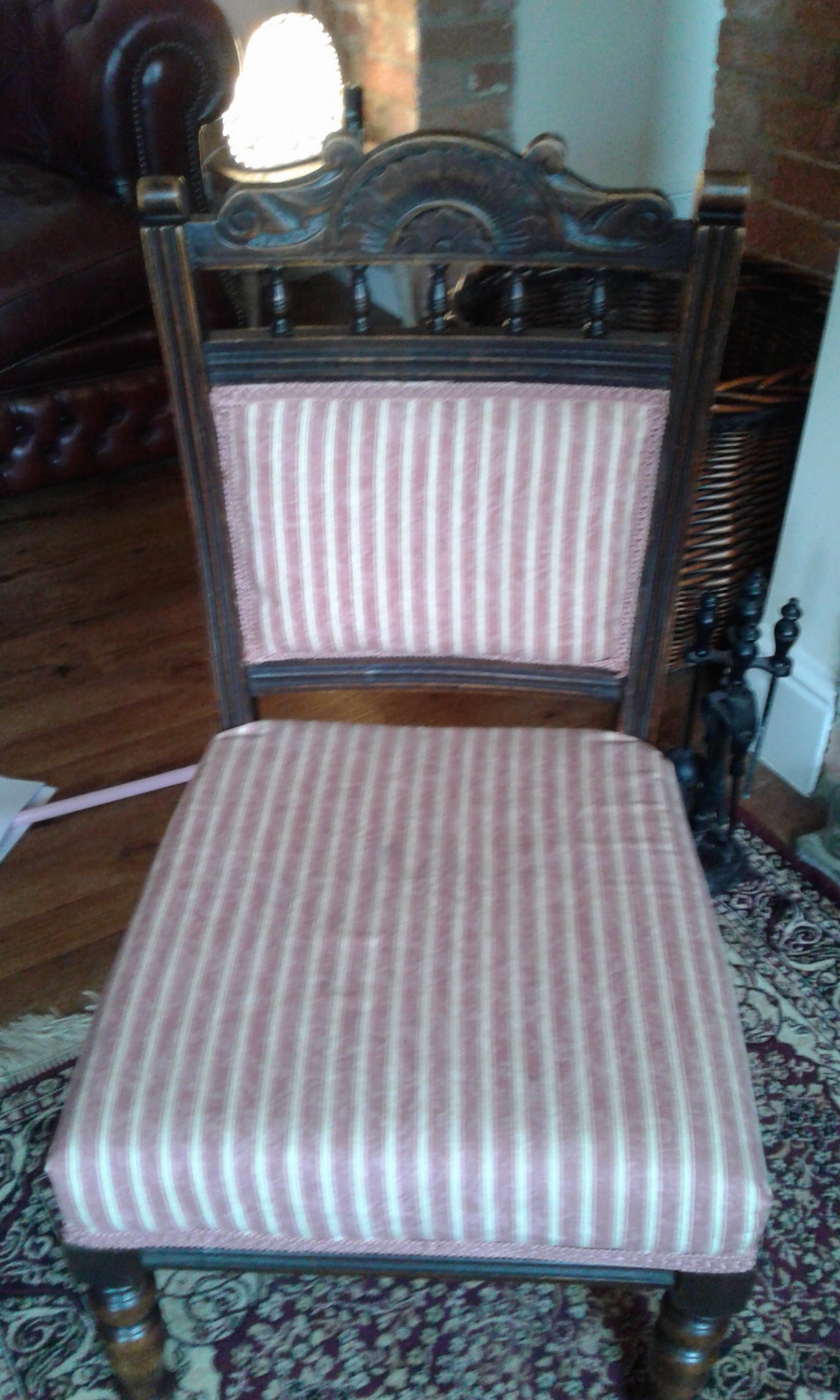 What type of chair is this anybody?