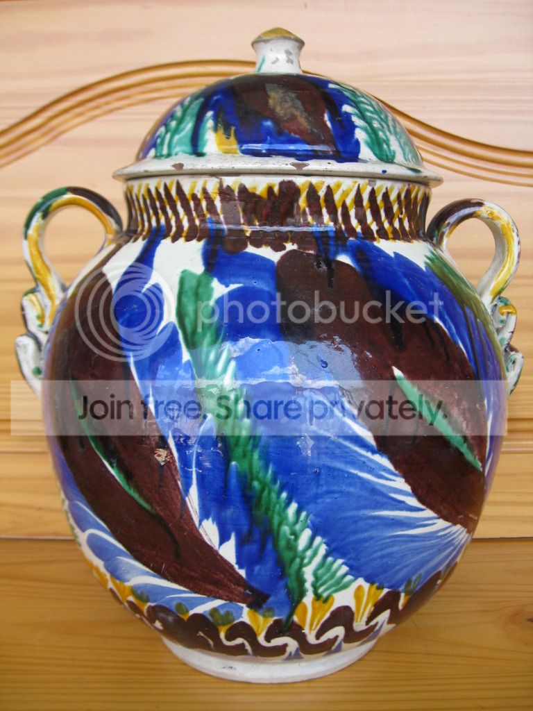 Majolica Pottery Bowl Antiques Board