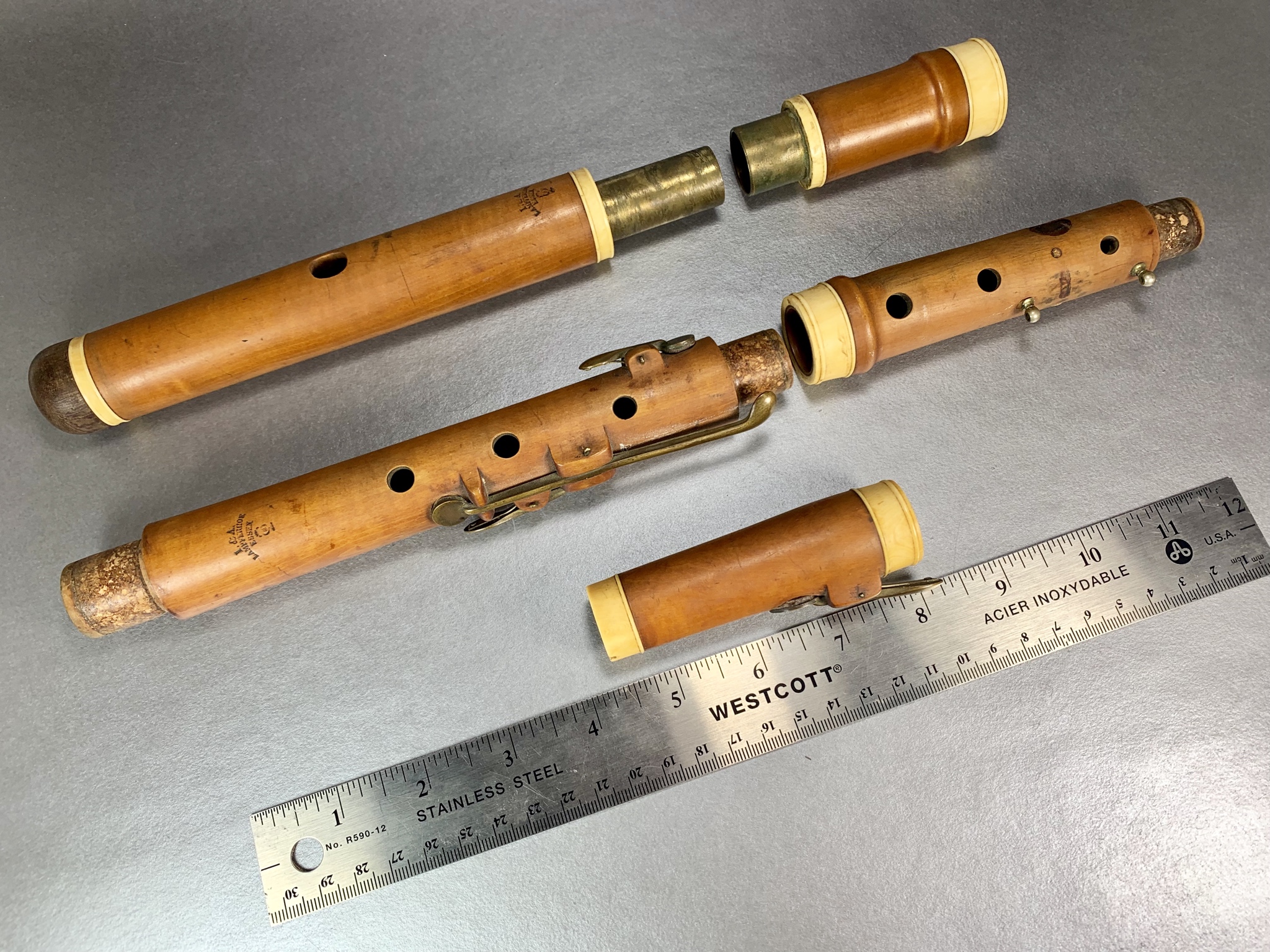 German flute Antiques Board