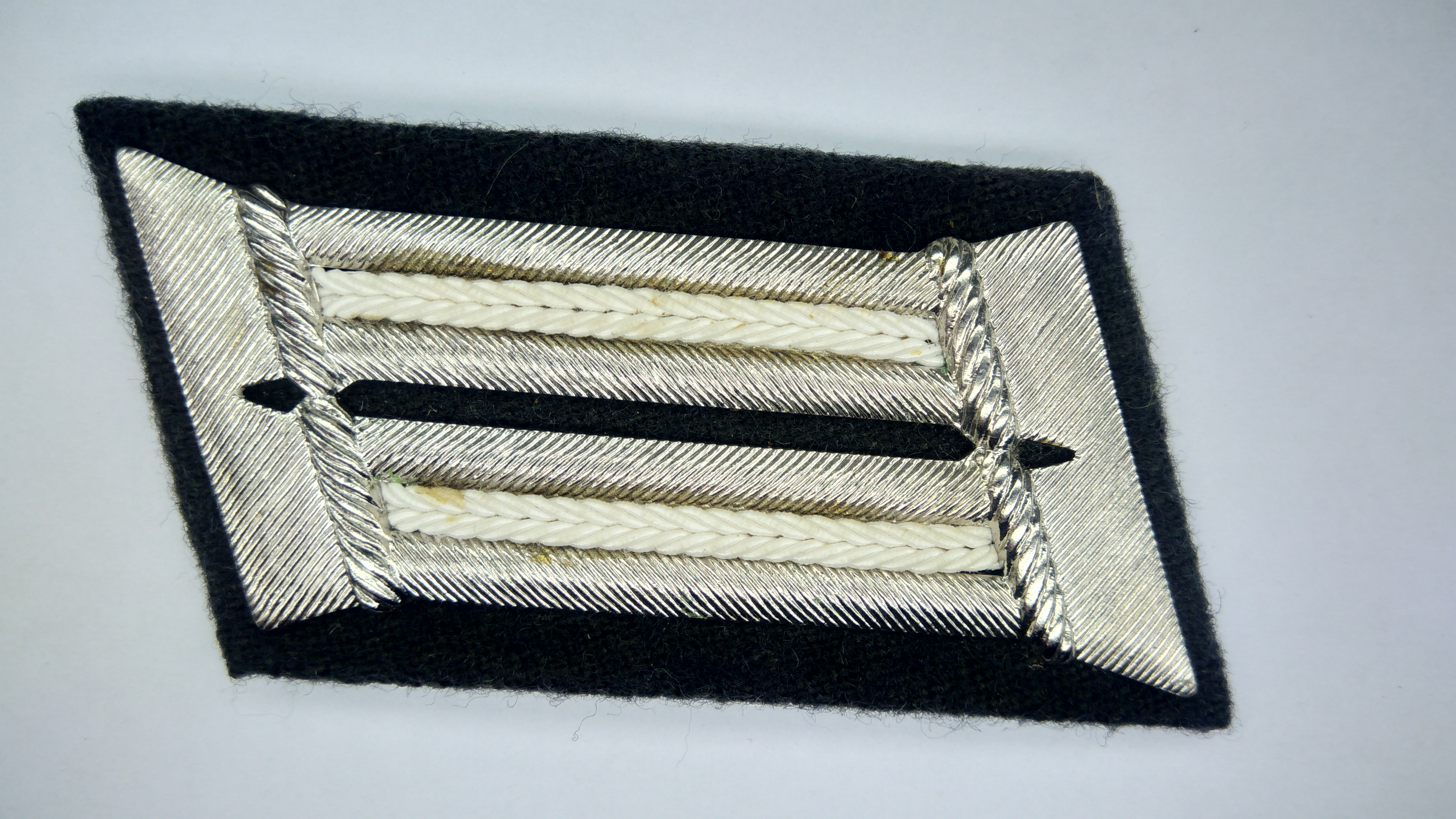 German collar tabs and badge Antiques Board